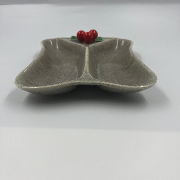 Vintage Speckled Stoneware Pottery Divided Serving Dish Holly Berry MCM Holiday - Picture 6 of 7